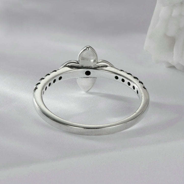 SCR1075 S925 Sterling Silver Oxidized Retro Elegant Black and White Flower Ring(7)