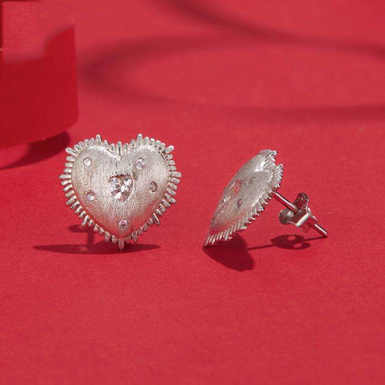 S925 Sterling Silver Platinum-plated Heart Zircon Earrings(SCE1829)