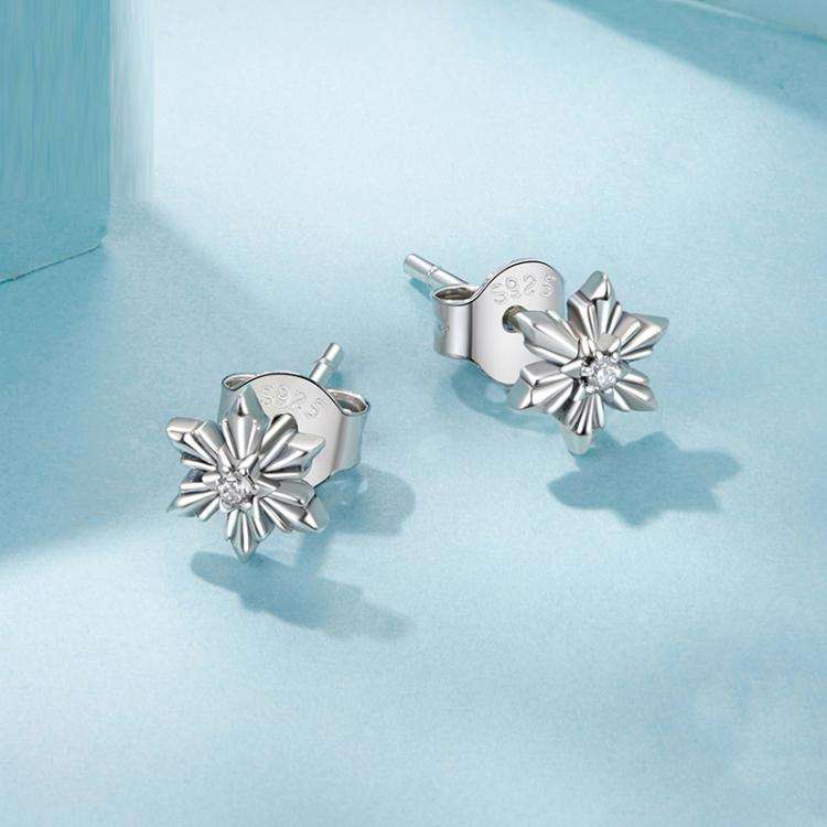 S925 Sterling Silver Oxidized Snowflake Earrings(SCE1841)