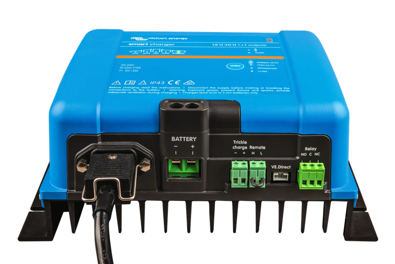 Victron Phoenix Smart IP43 Charger 12/30(1+1) 230V