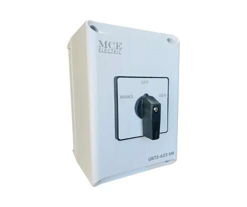 4 POLE CHANGE OVER SWITCH SURFACE MOUNT IP65 PVC