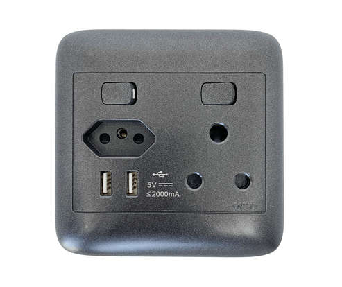 4X4 1 X NEW ZA + SINGLE + 2 USB SOCKET BLACK