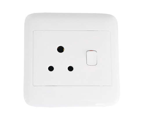 4X4 SINGLE SWITCHED SOCKET