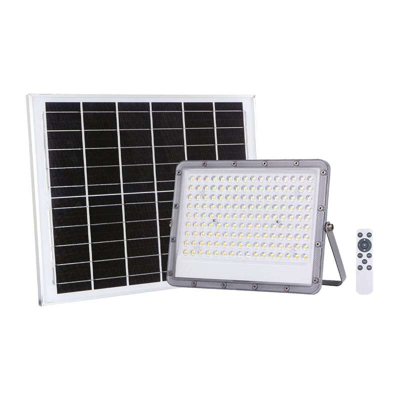 ILLUMIN8 SOLAR FLOOD LIGHTS