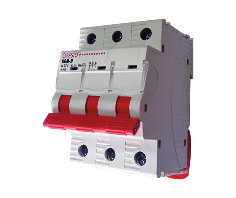 TRIPLE POLE DIN RAIL ISOLATORS