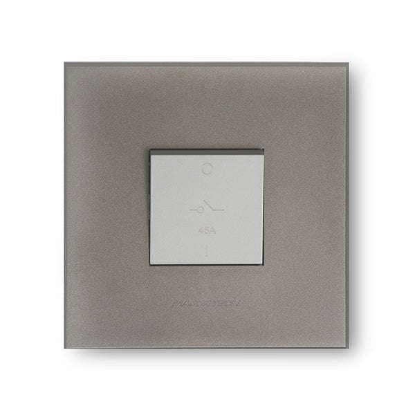 VETI 3 BRONZE ISOLATOR