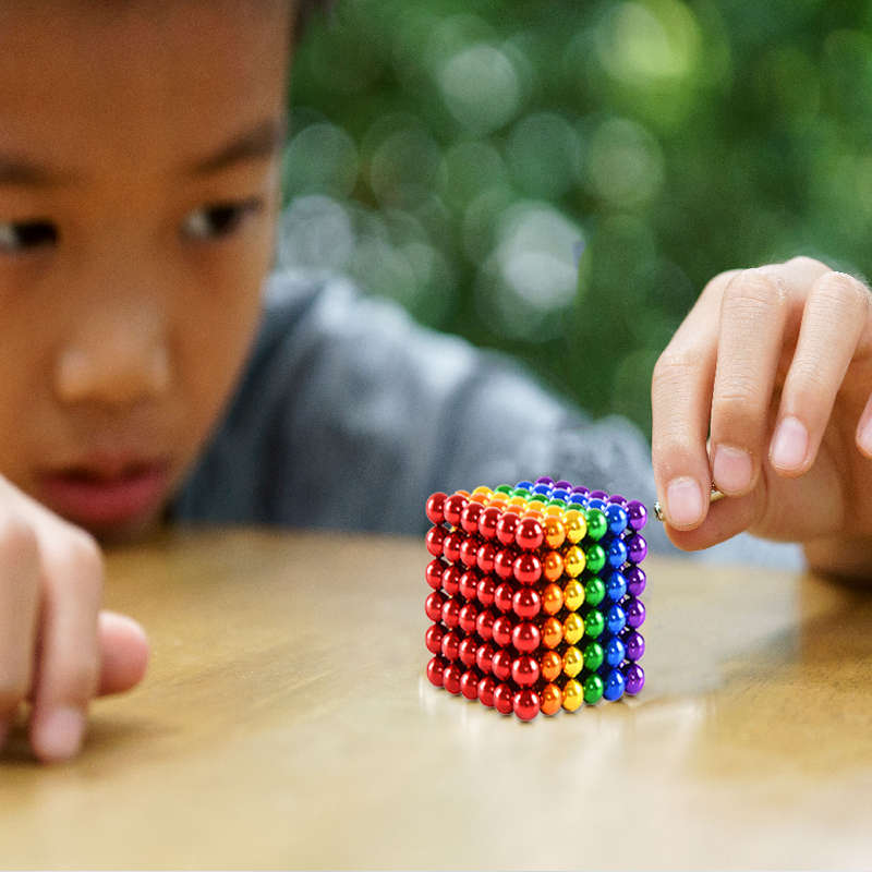 Small 1000 Pieces Of Magnetic Rainbow Balls For Kids
