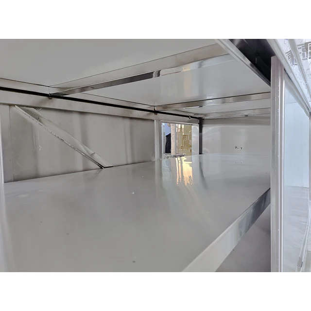 Neutral Service Counters Without Doors