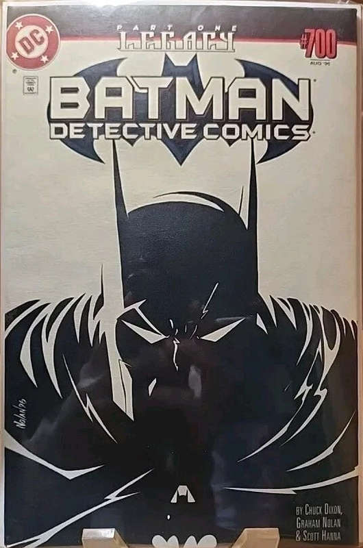 Detective Comics 700, NM