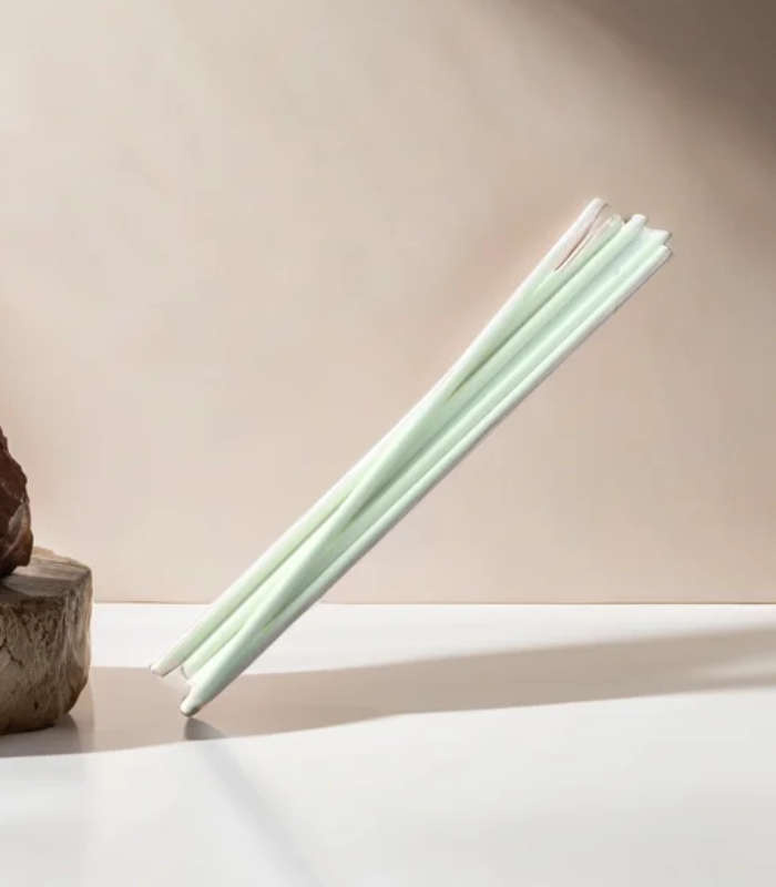 White Fibre Reed Sticks