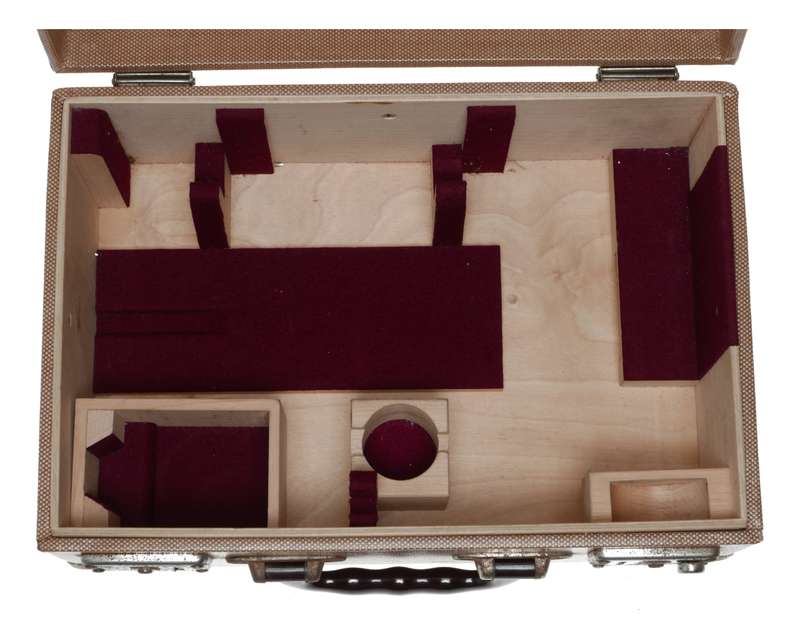 Leitz Wetzlar Leica Close Focus Macro Bellow with Case