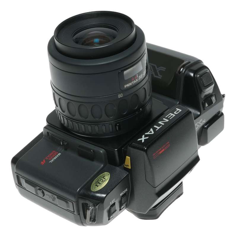 Pentax SFX SLR Camera 35 - 80mm Zoom Lens and Data Back F6