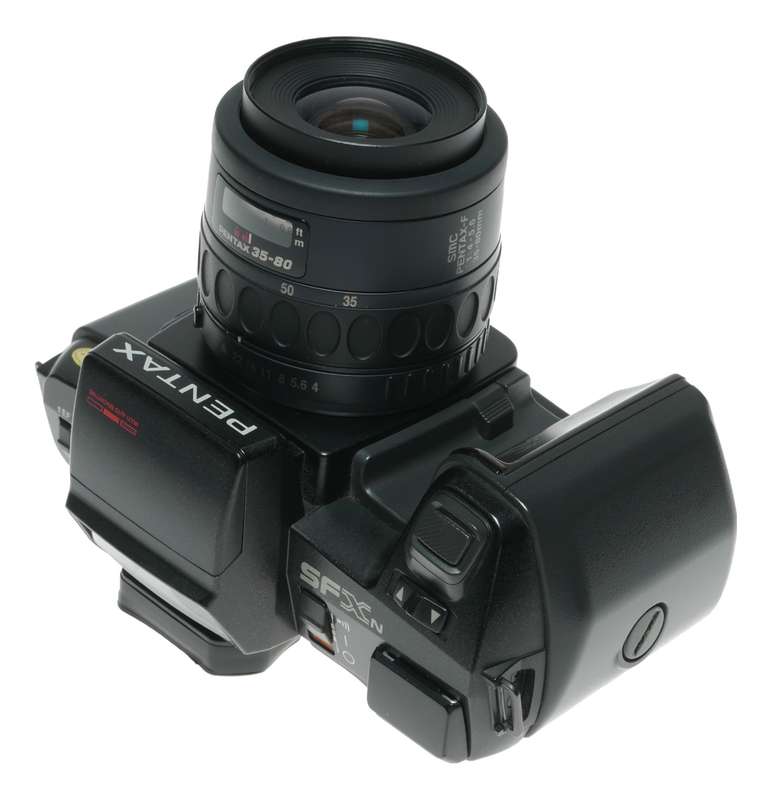 Pentax SFX SLR Camera 35 - 80mm Zoom Lens and Data Back F6