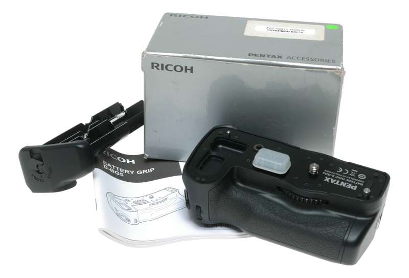 Ricoh Pentax D-BG5 Battery Grip for Pentax Cameras