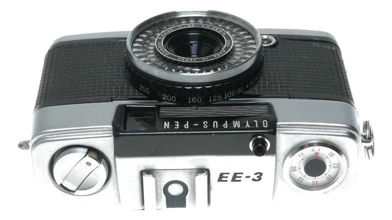 Olympus PEN EE - 3 Half - Frame Film Camera D.Zuiko 28mm