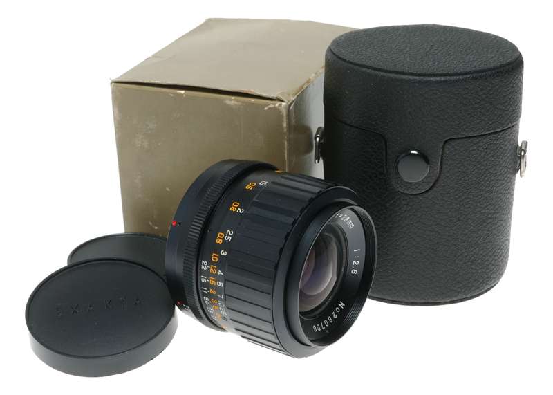 Exakta Exaktar Auto Wide 28mm f/2.8 Camera Lens Made Japan