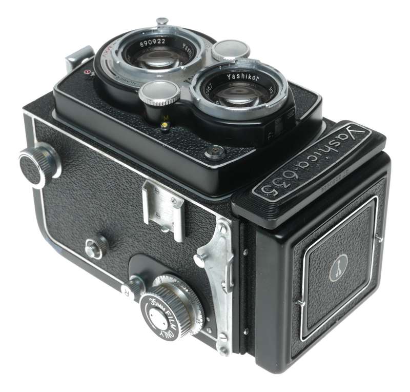 Yashica-635 TLR Film Camera with Yashinon 80mm f/3.5 Lens