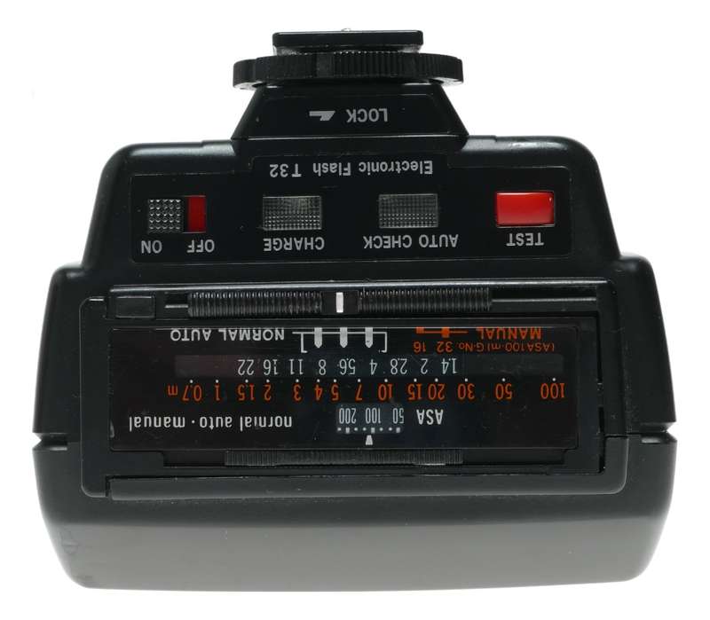 Olympus OM System Electronic Flash T32 Camera Accessory