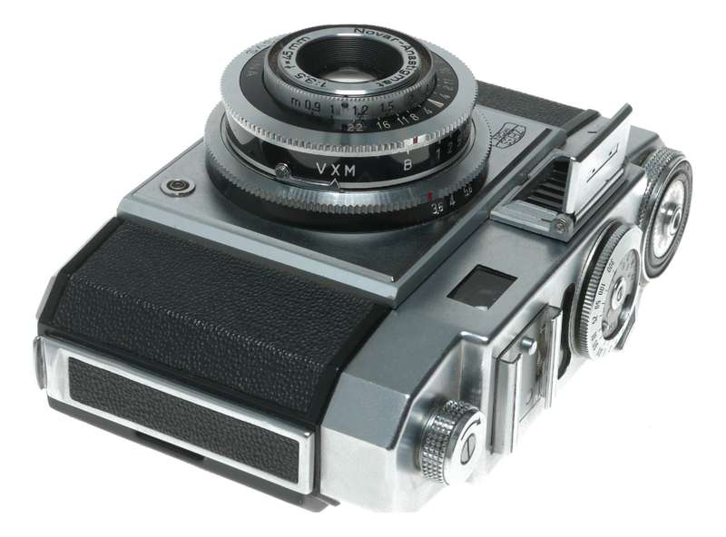 Zeiss Ikon Contina Film Camera Novonar - Anastigmat 50mm