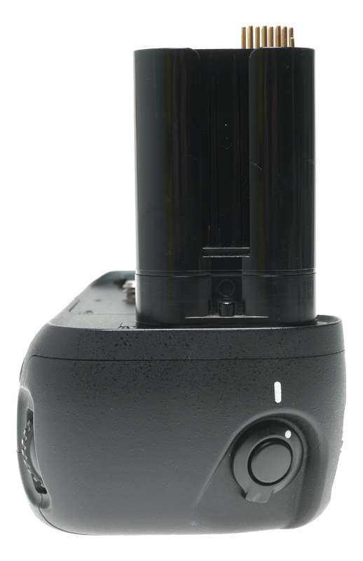 Nikon MB-D80 Multi Power Battery Pack for Nikon DSLR Cameras