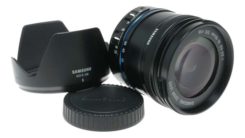 Samsung 18 - 55mm f/3.5 - 5.6 OIS Zoom Lens NX Series