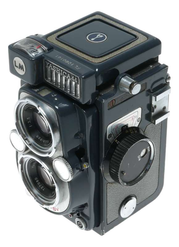 Yashica 44 Twin Lens Reflex Camera Yashinon 60mm f/3.5 Lens