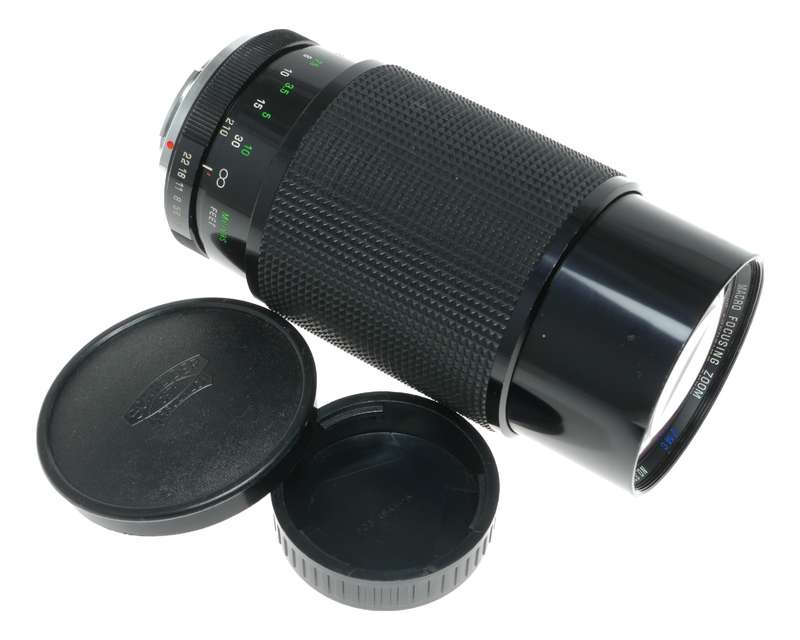 Vivitar Series 1 70 - 210mm f/3.5 Macro Focusing Zoom Lens