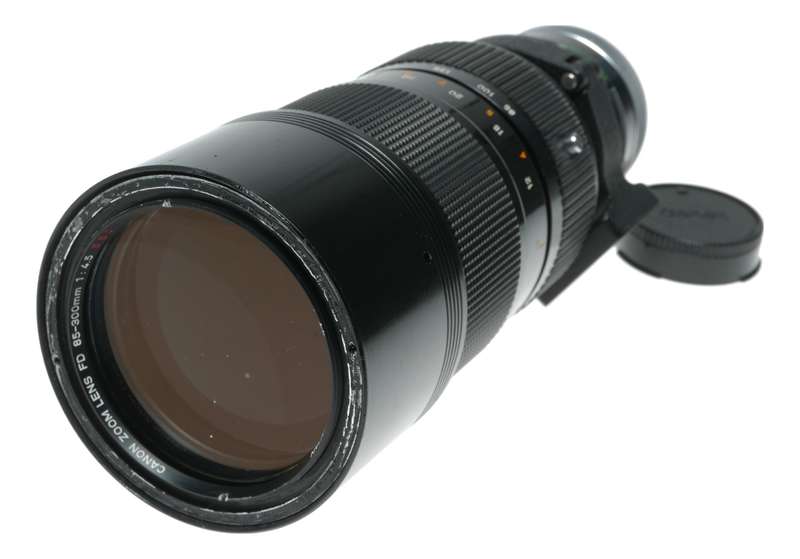Canon FD 85-300mm f/4.5 Zoom Lens for Japanese SLR Camera