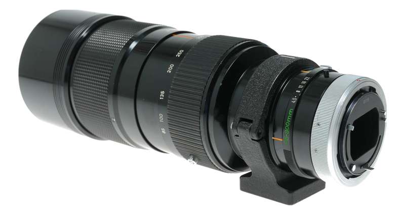 Canon FD 85-300mm f/4.5 Zoom Lens for Japanese SLR Camera