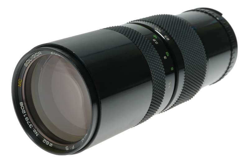 Soligor 85-300mm f/5.6 MC Macro Zoom Lens from Japan