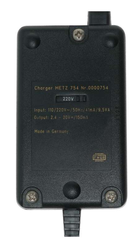 Metz Power Pack P50 Ni-MH Battery Charger for Camera Flash