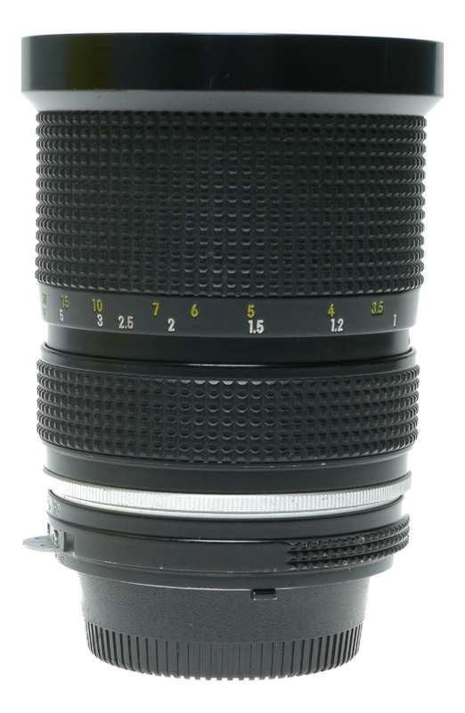 Nikon Zoom-NIKKOR 35-70mm f/3.5 Lens Made in Japan