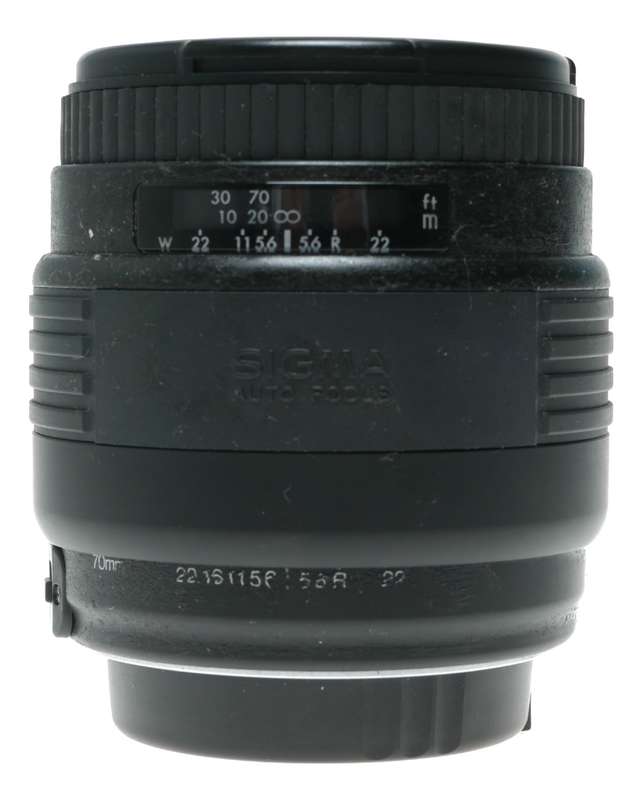 Sigma UC Zoom 70-210mm f/4-5.6 Multi-Coated Auto Focus Lens