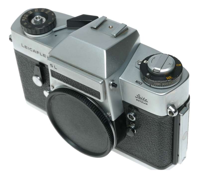 Leica Leitz Wetzlar SL Film Camera Multiple Shutter Speeds