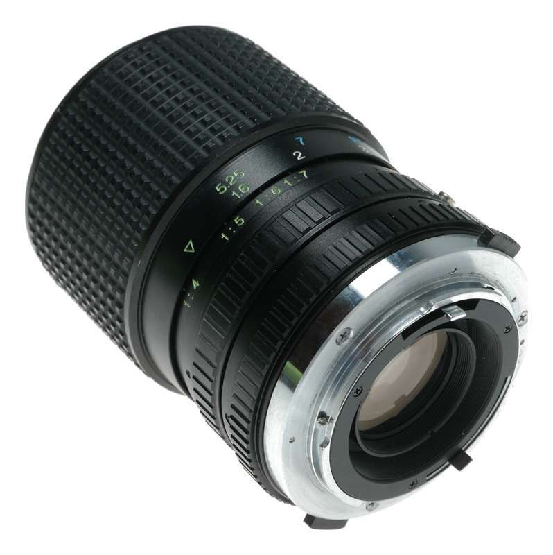 Tokina RMC 35-105mm f/3.5-4.3 Zoom Lens with Close Focus
