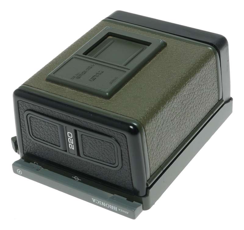 Bronica SAFARI ETRS 220 Medium Format Film Camera back