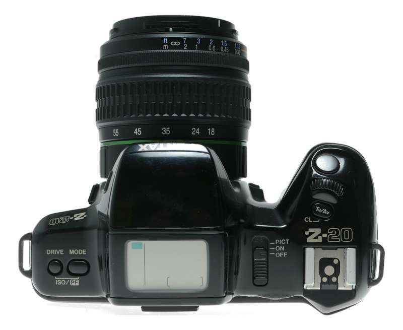 Pentax Z - 20 Digital SLR Camera SMC PENTAX - DA 18 - 55mm