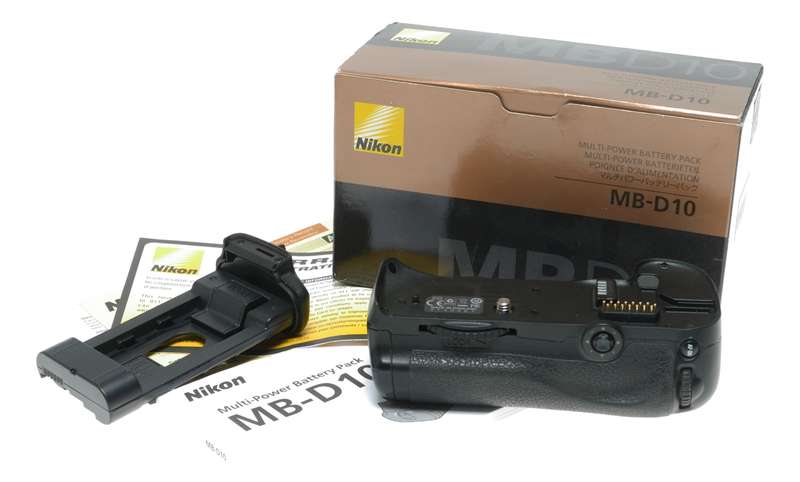 Nikon MB-D10 Multi-Power Battery Pack for DSLR Cameras