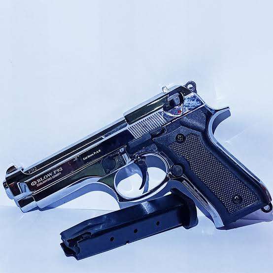 Blow F92 Shiny Chrome Blank/Pepper Gun (Semi Auto|15+1|9mm PAK)