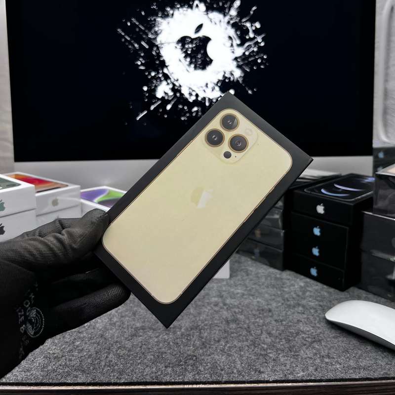 Apple iPhone 13 Pro (128GB) - Premium Smartphone with Advanced Camera System