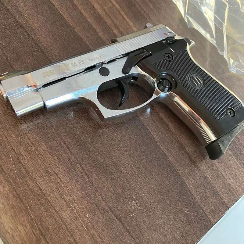 Retay 84 FS Shiny Chrome Blank/Pepper Gun (Semi Auto|7+1|9mm PAK)