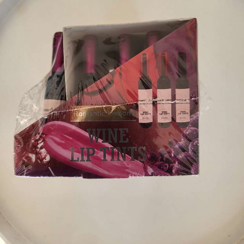 Bottle Lip Tint (24 pieces)