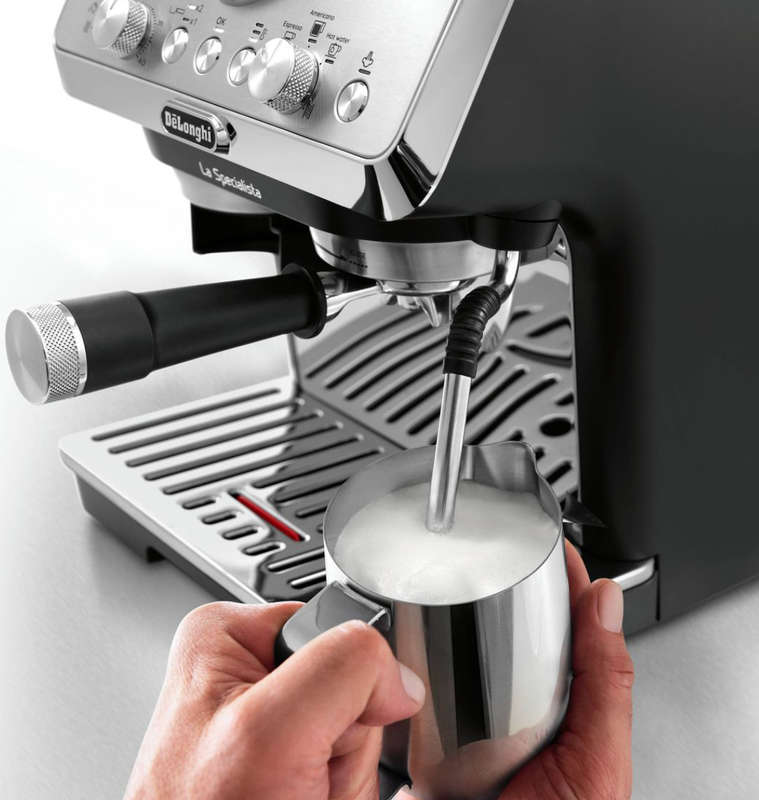 Delonghi - La Specialista Arte Manual Pump Espresso Machine - EC9155.MB