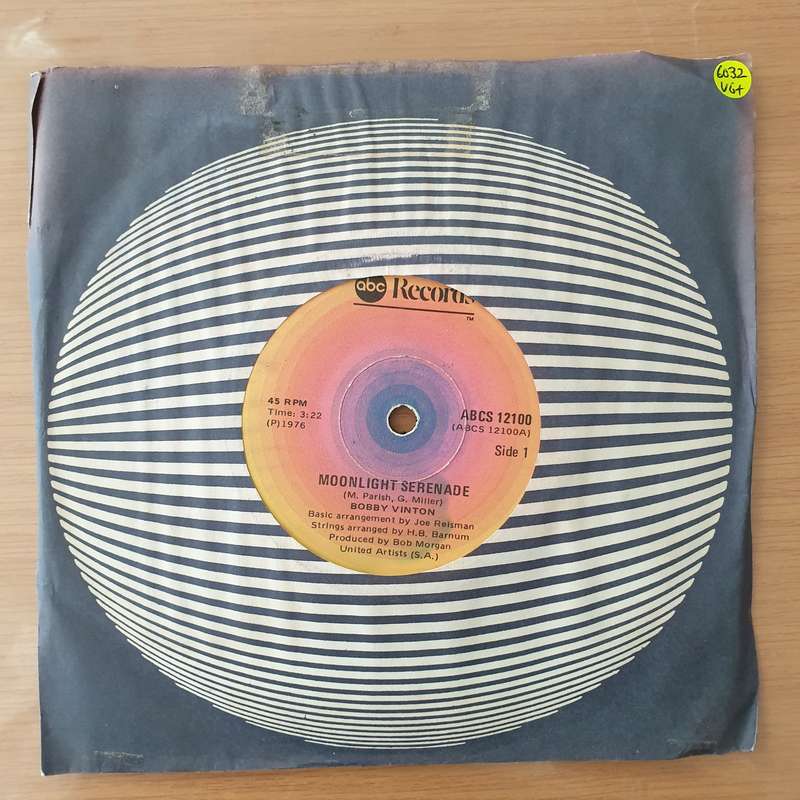 Bobby Vinton  Moonlight Serenade - Vinyl 7" Record - Very-Good+ Quality (VG+) (verygoodplus)