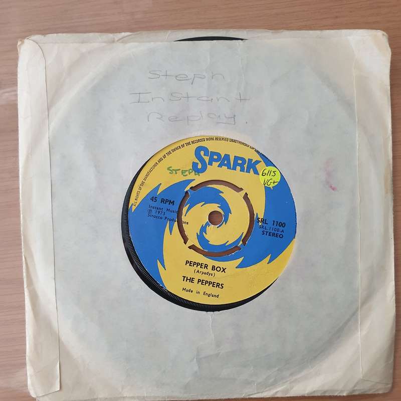The Peppers  Pepper Box - Vinyl 7" Record - Very-Good+ Quality (VG+) (Aryeh)