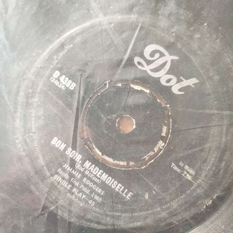 Jimmie Rodgers - My Friends are Gonna be Strangers - Vinyl 7" Record - Very-Good Quality (VG)  (v...