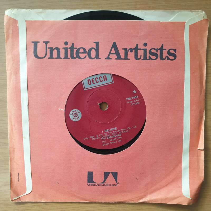 The Bachelors  The Sound Of Silence  - Vinyl 7" Record - Very-Good- Quality (VG-) (minus7)