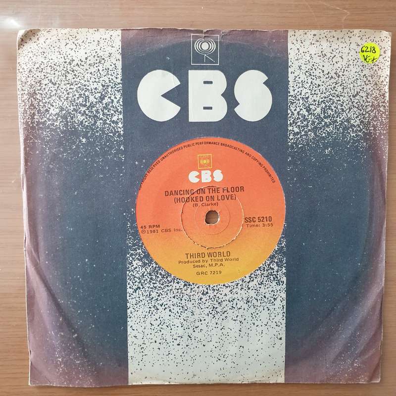 Third World  Dancing On The Floor (Hooked On Love) - Vinyl 7" Record - Very-Good+ Quality (VG+...