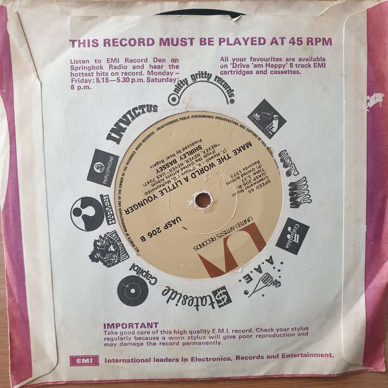 Shirley Bassey  This Is My Life (La Vita) / Make The World A Little Younger - Vinyl 7" Record ...