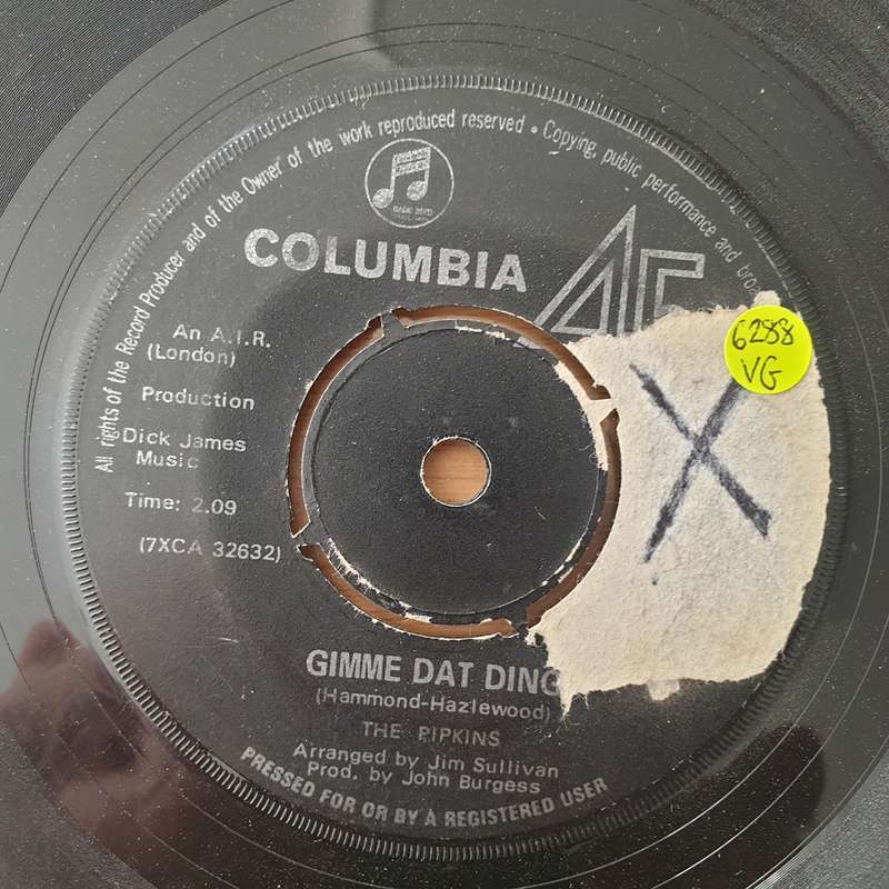 The Pipkins  Gimme Dat Ding - Vinyl 7" Record - Very-Good Quality (VG)  (verry7)